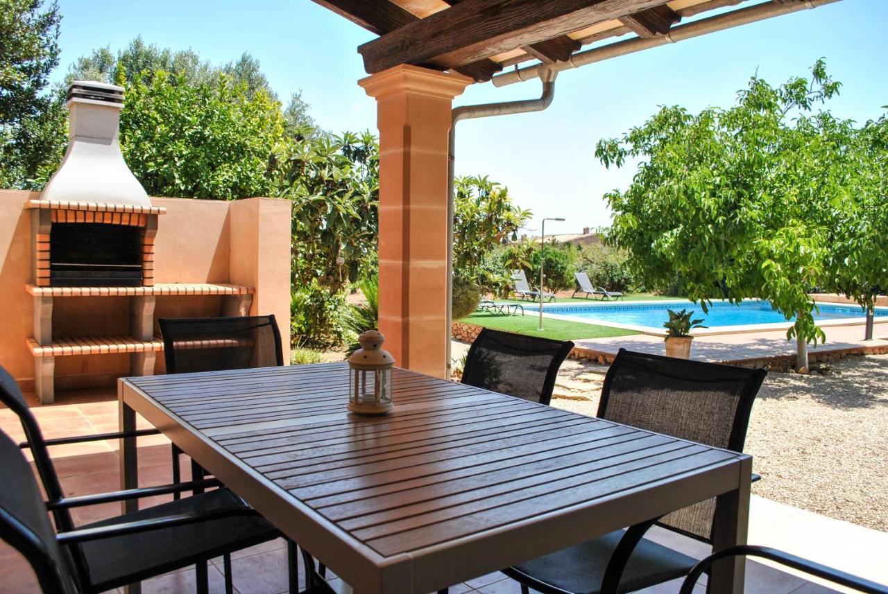 7xemeneies Villa Santa Maria del Cami (Mallorca)