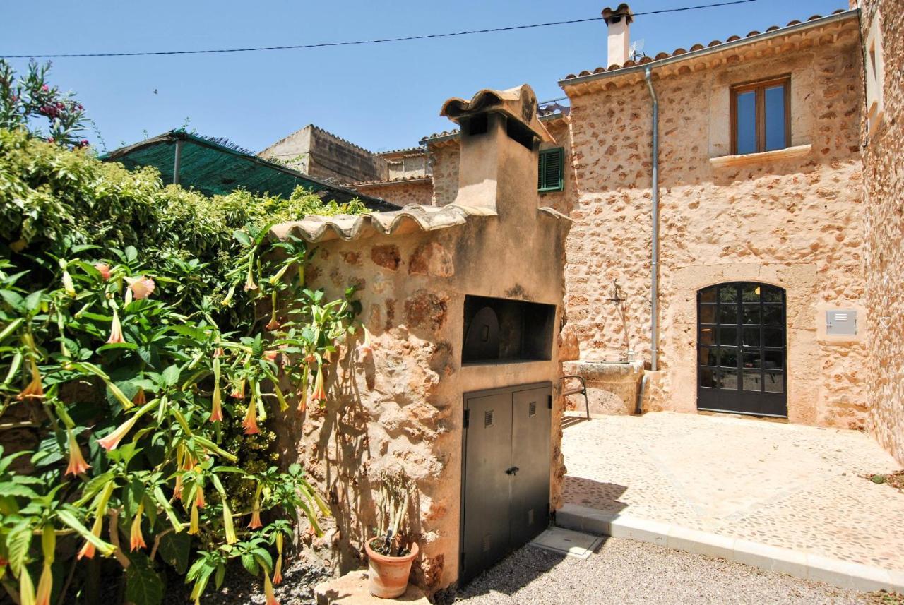 7xemeneies Villa *