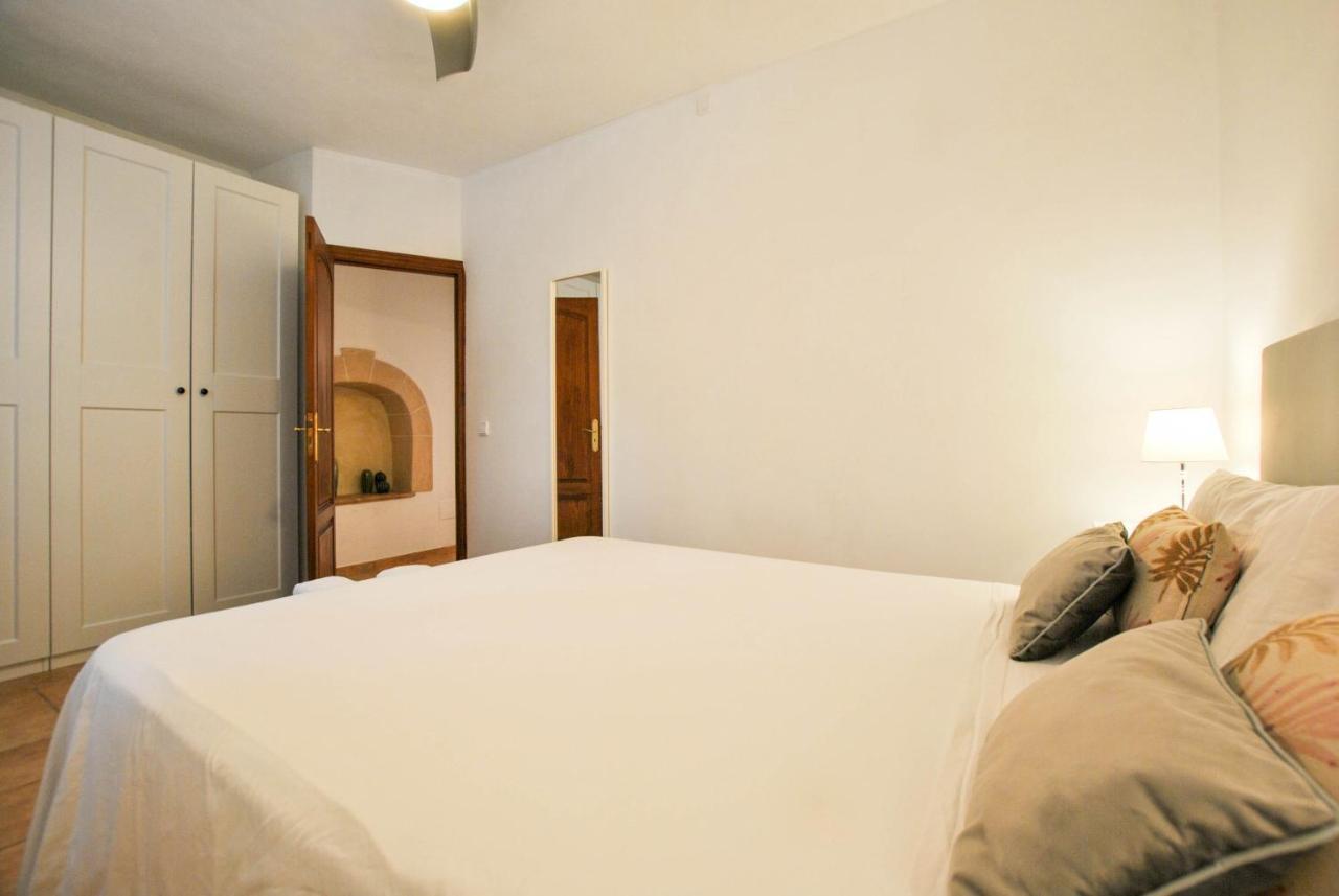 Villa 7xemeneies Santa Maria del Cami (Mallorca)